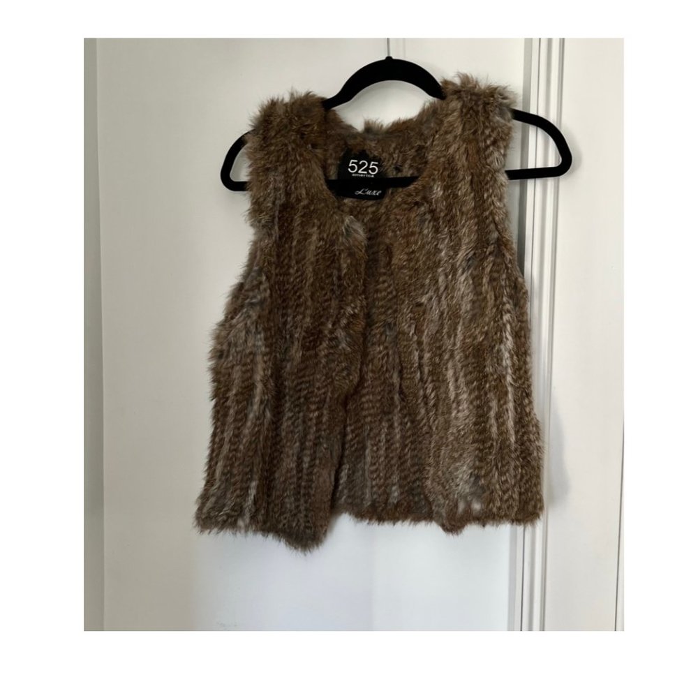 Real Rabbit Fur Vest - Picture 3 of 5